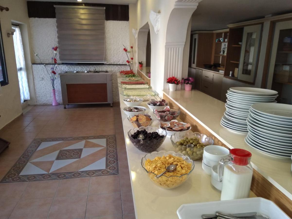 Soleil Hotel Кушадасы Экстерьер фото